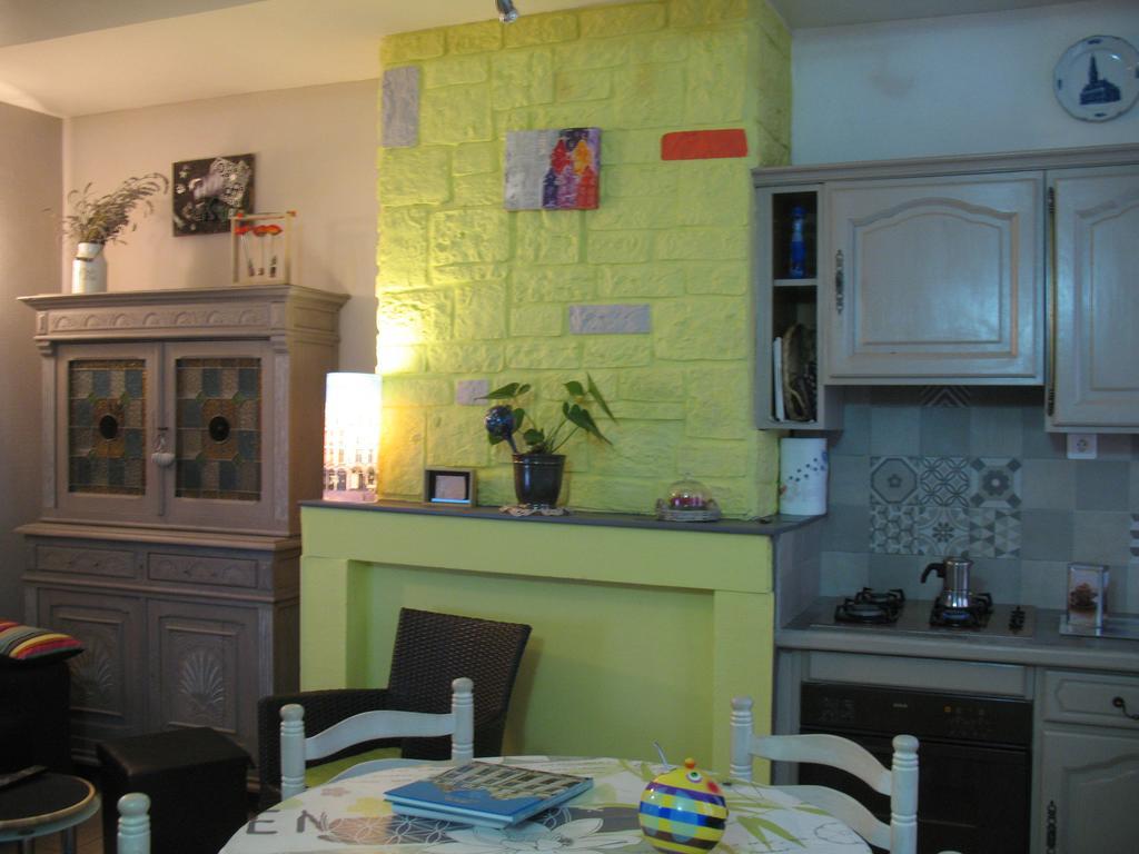 L'Arras Square Maison Au Calme Avec Deux Chambres Exterior foto